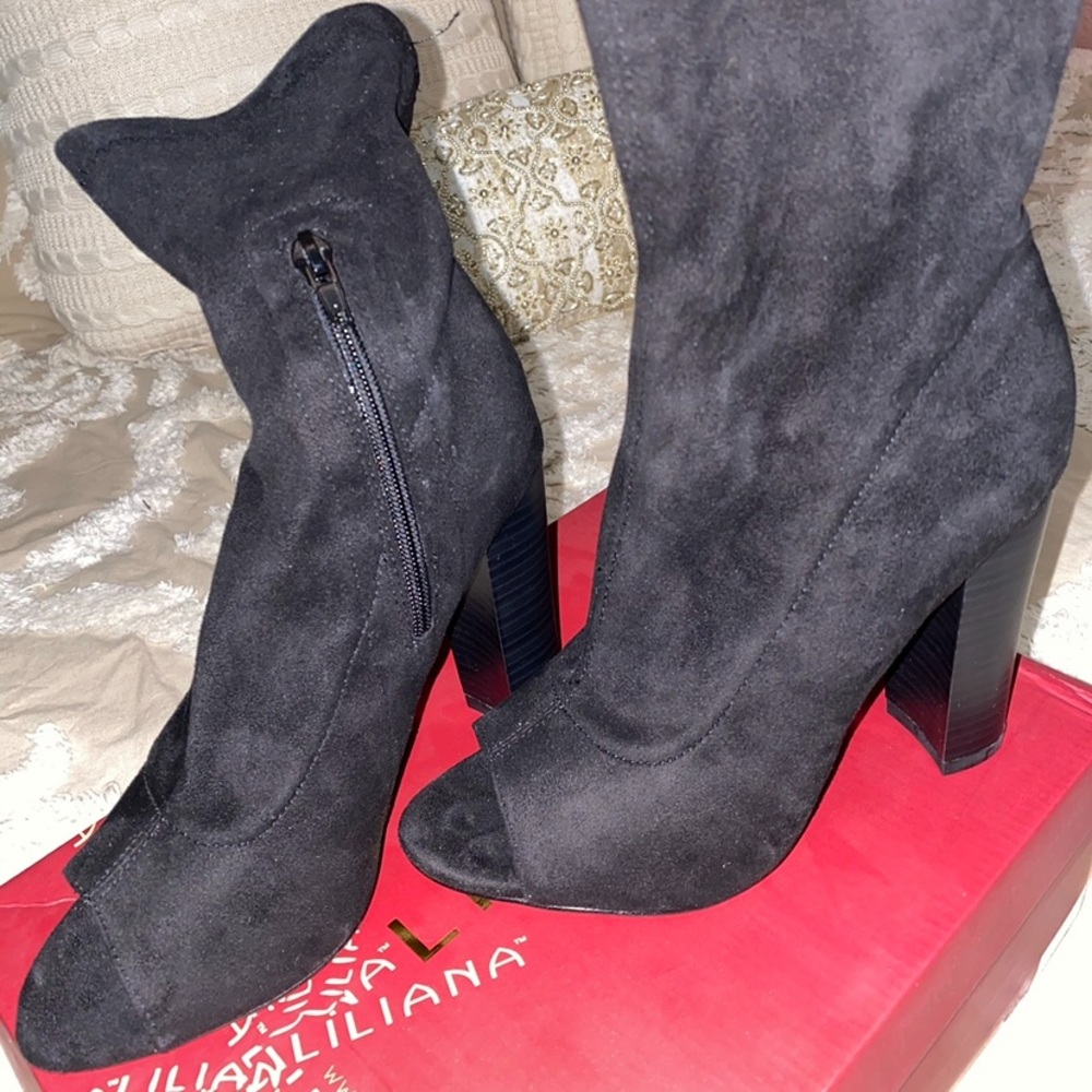 Open toe boots - Picture 2 of 3